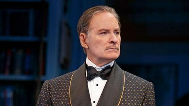 Noël Coward's Present Laughter