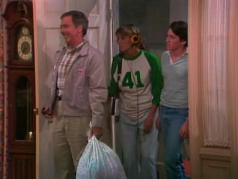 Vint and the Kids Move In