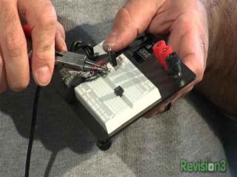 Voltage Regulators: Breadboarding a DIY USB Power Supply