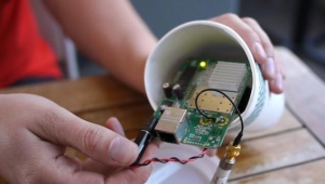 Circumvent Windows Login Security with a USB boot-drive, Phishing with a Pineapple and anonymous torrenting!