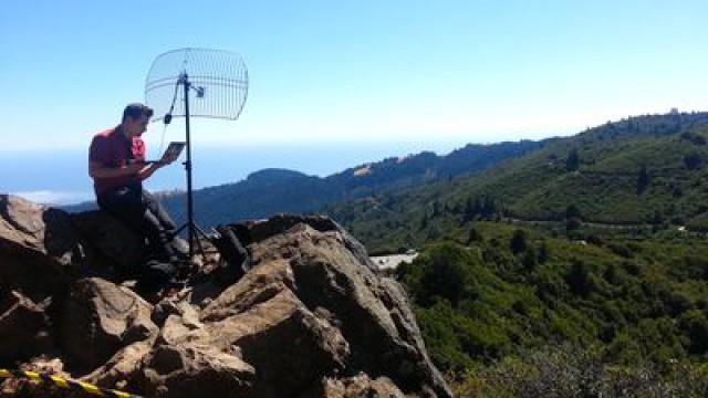 Mountain Top WiFi Shootout, Plus Cisco, DHS, Facebook and the ACLU