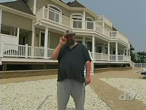 DIY - Man Caves: Artie Lange