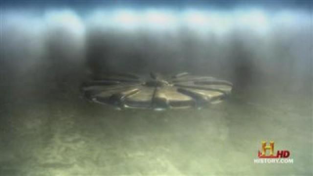 Aliens at the Airport
