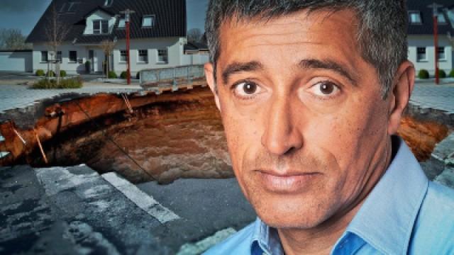 And suddenly the earth is gone - the danger of the holes below us