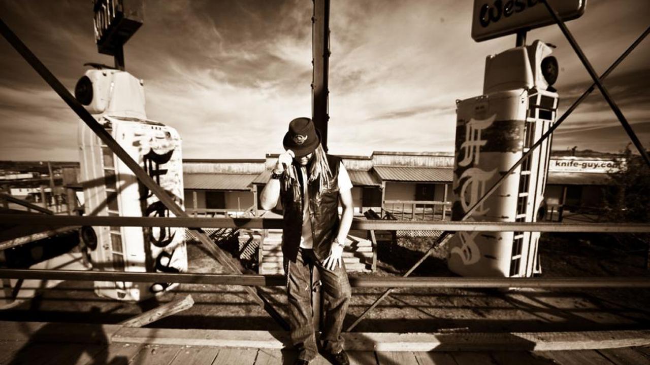 Full Throttle Saloon