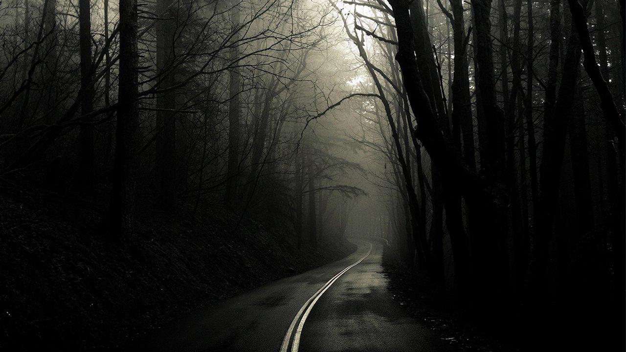 30 Even Scarier Movie Moments