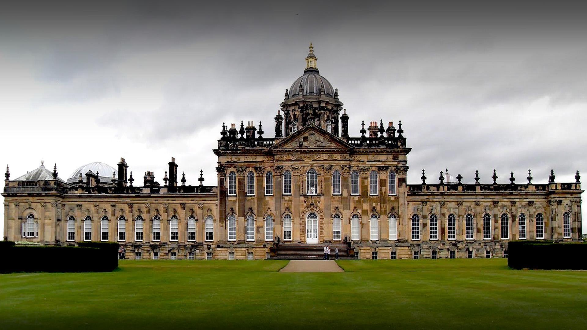 The Country House Revealed