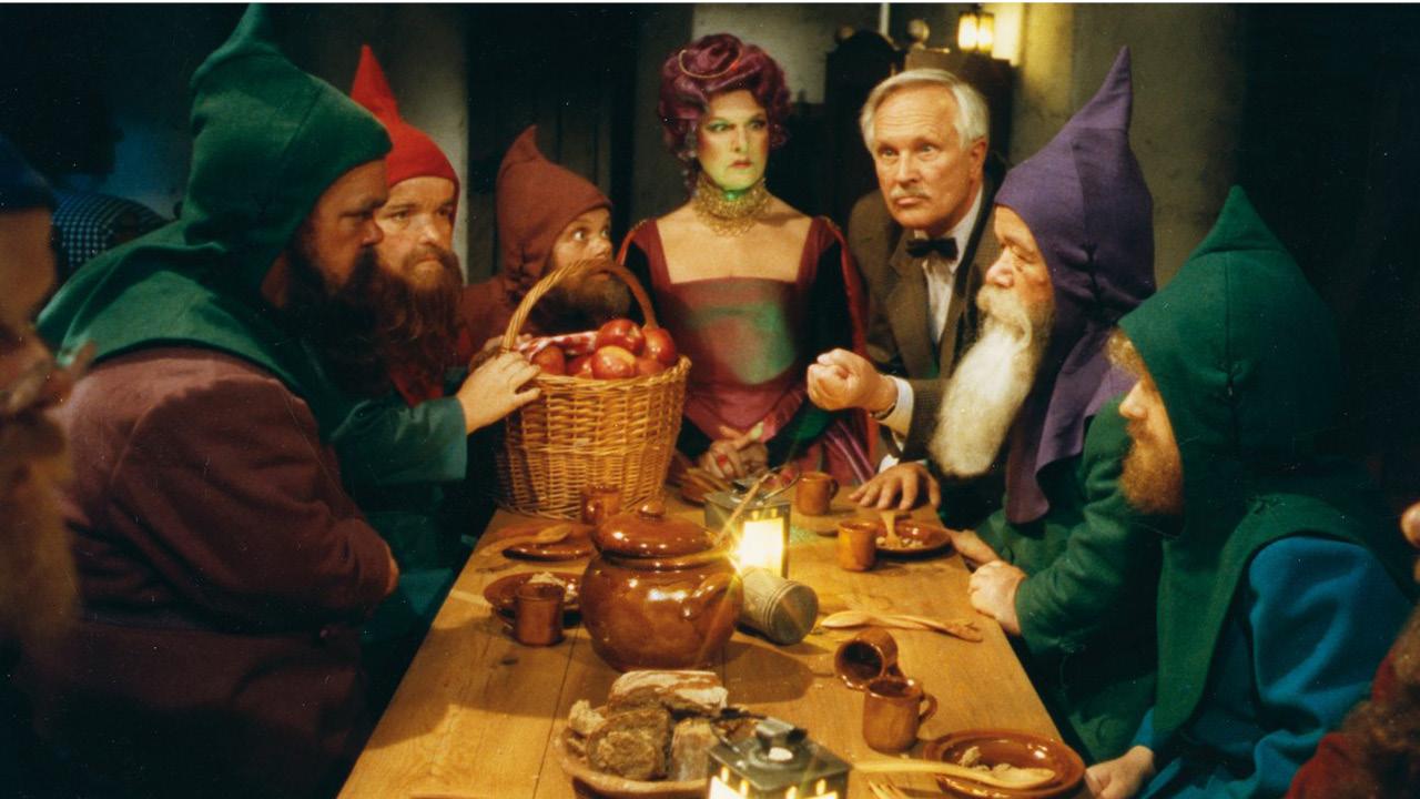 Sherlock Holmes and the Seven Dwarfs
