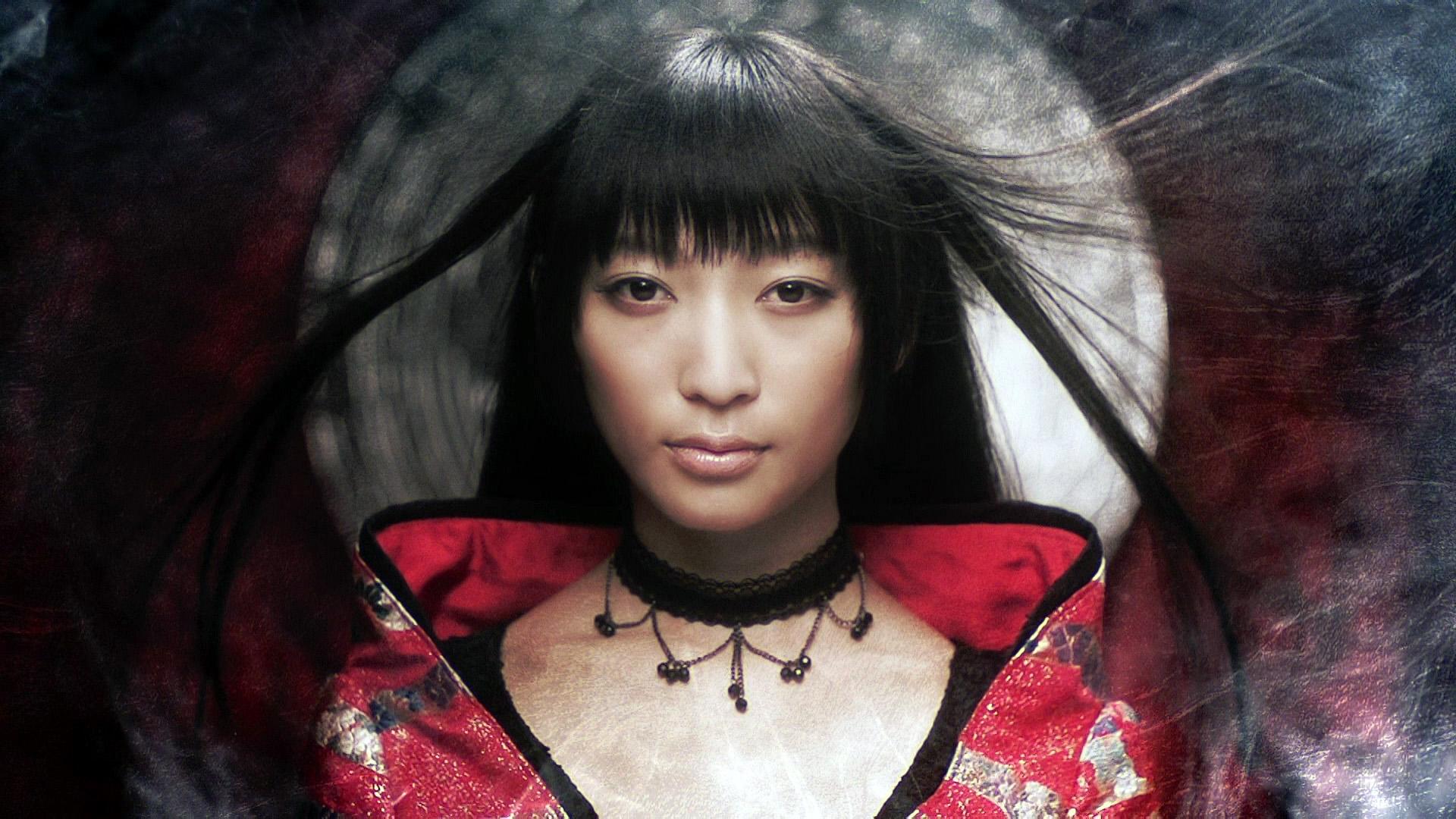 xxxHOLiC (2013)