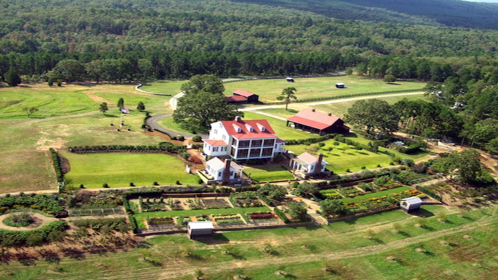 P. Allen Smith's Garden Home