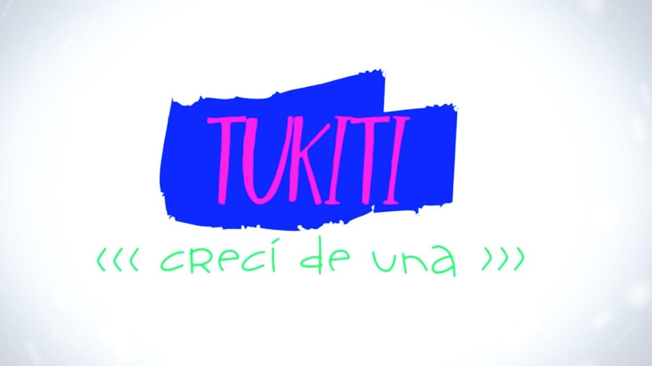 Túkiti, Crecí de Una
