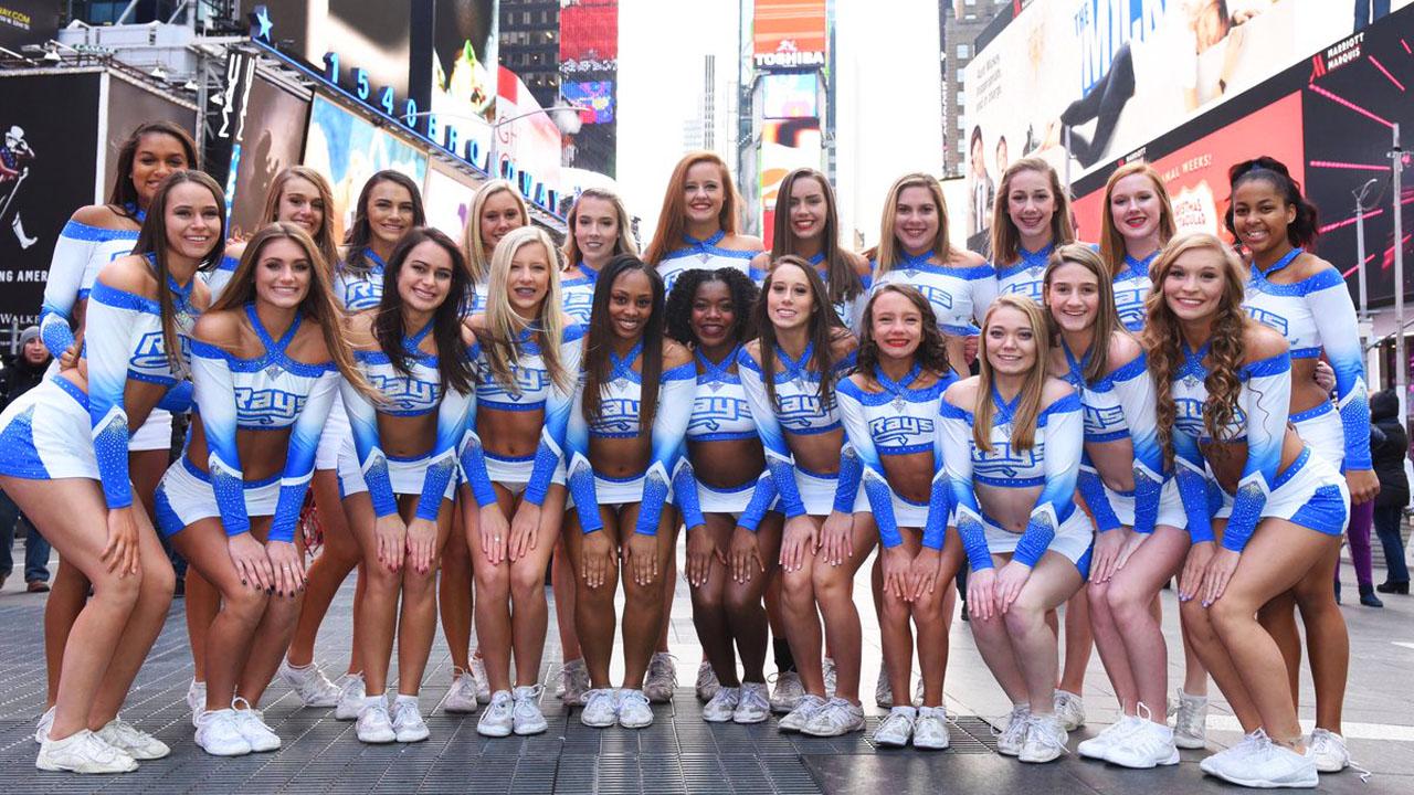 Cheerleaders: Steel Rays
