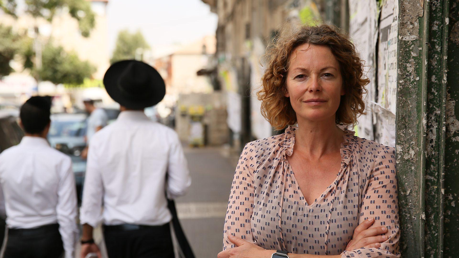 Extreme Wives with Kate Humble