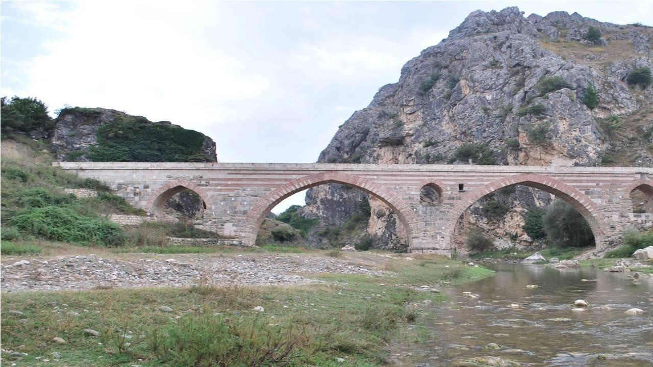 Köprü (2006)