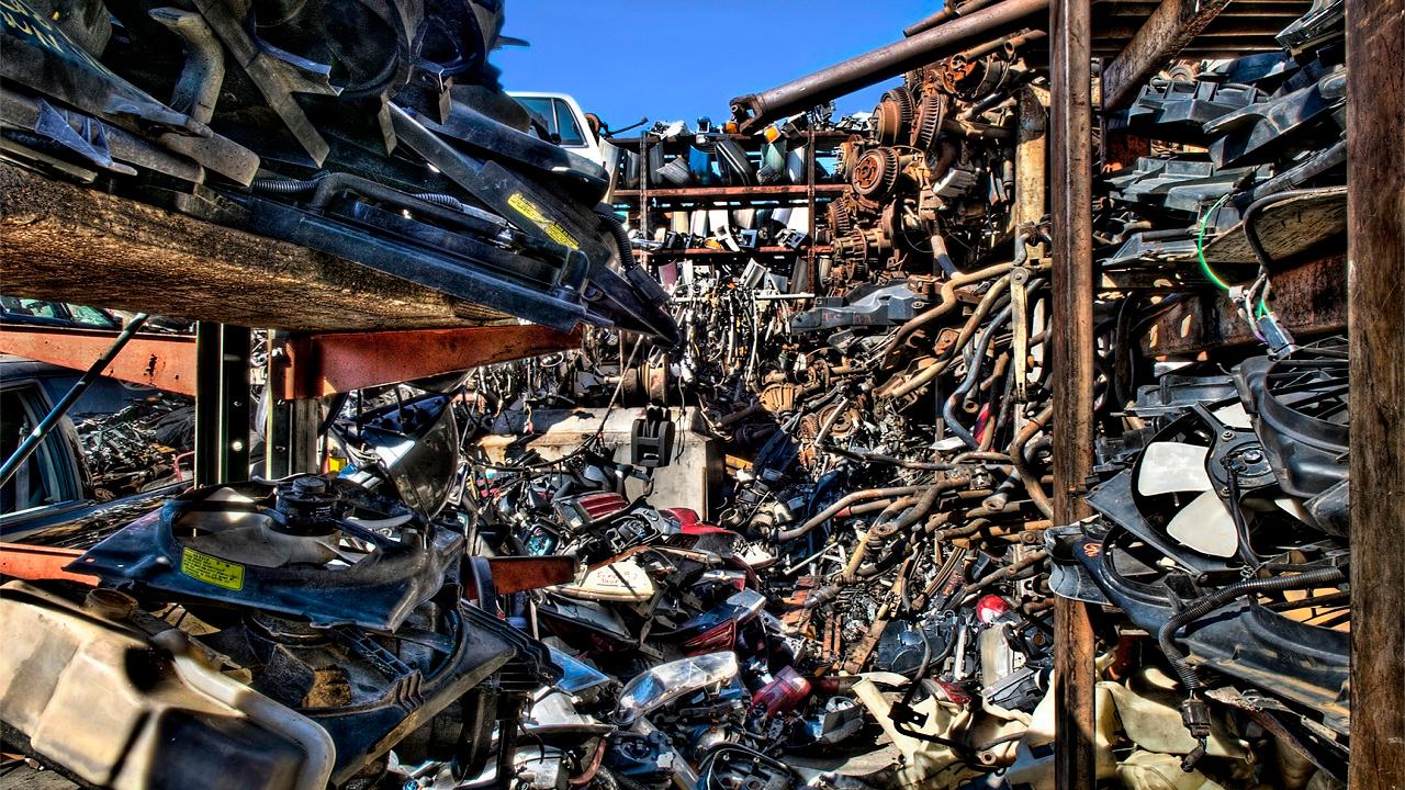 Junkyard Wars
