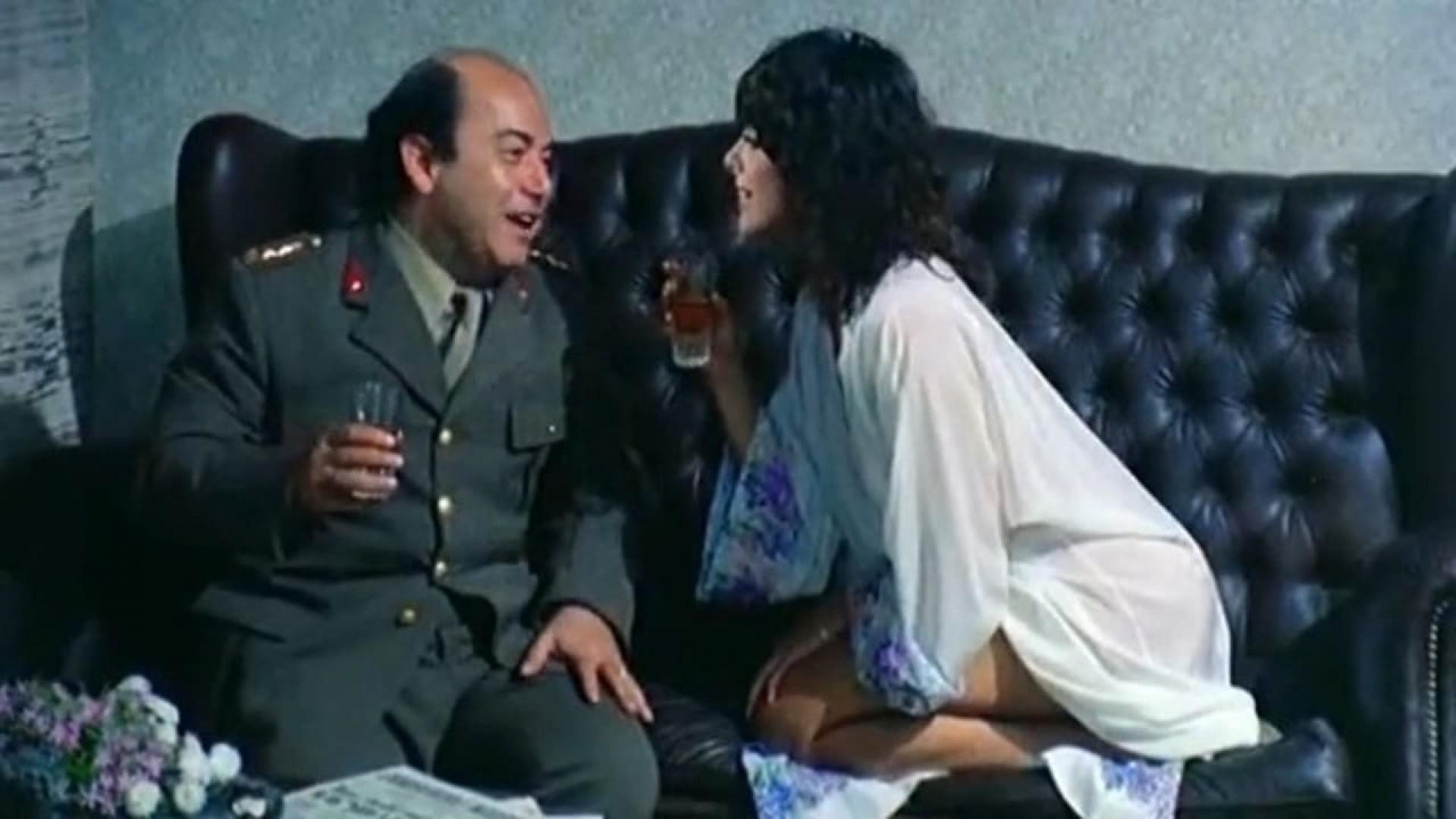 La dottoressa ci sta col Colonnello