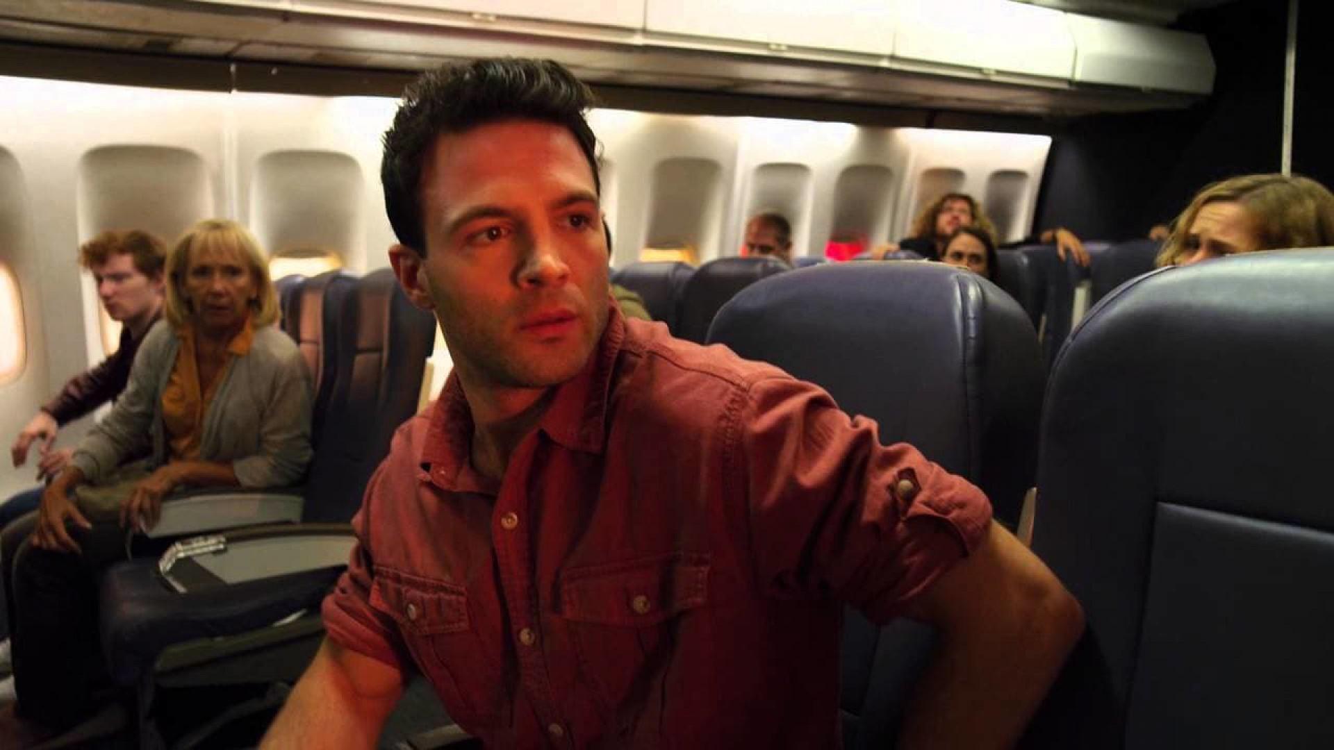 Airplane vs Volcano