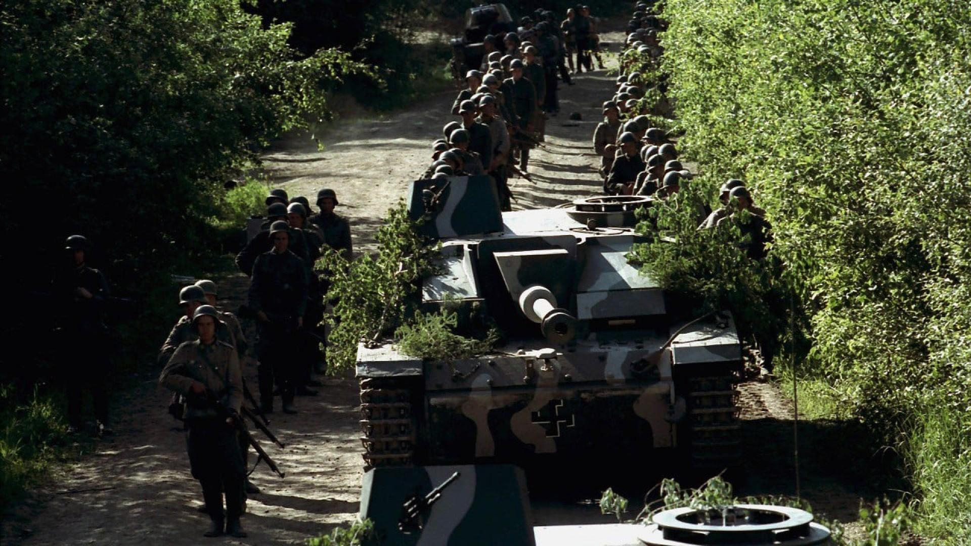 1944 The Final Defence