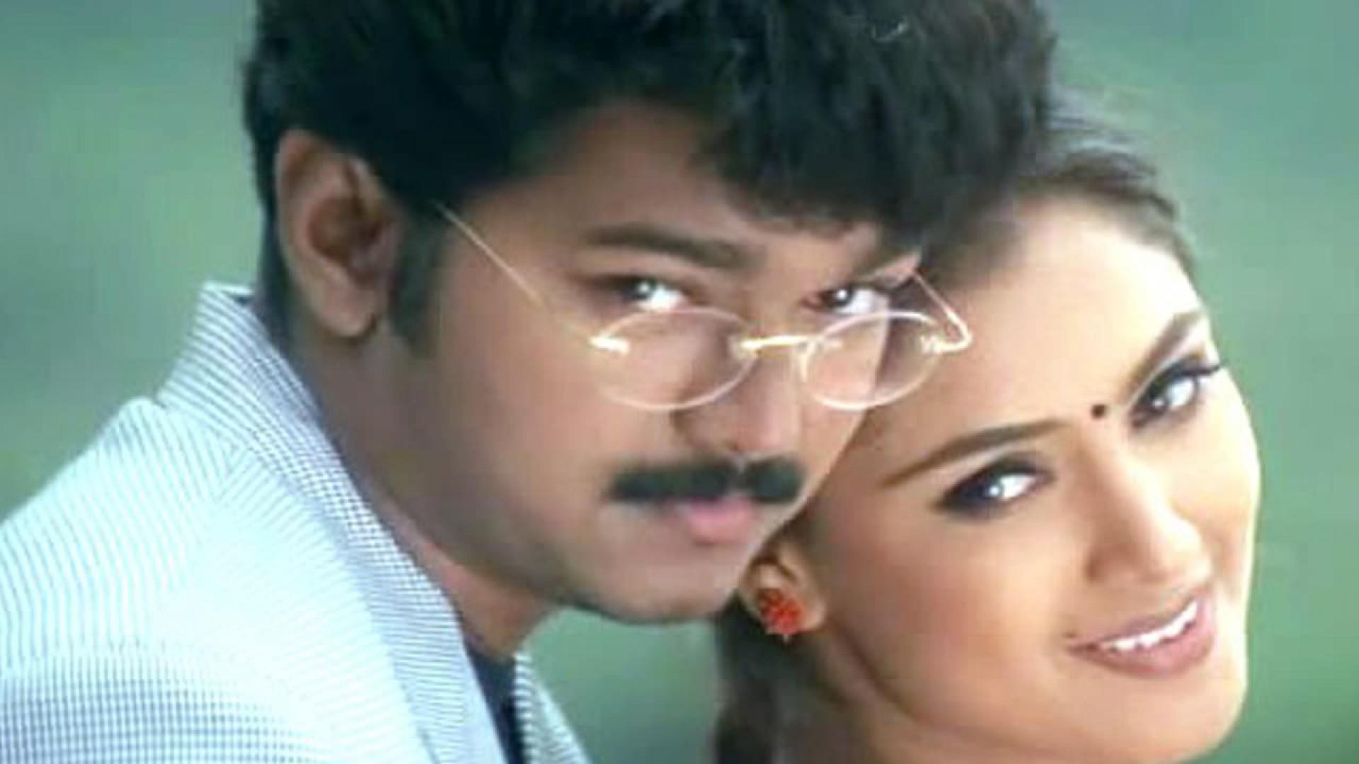 Thulladha Manamum Thullum