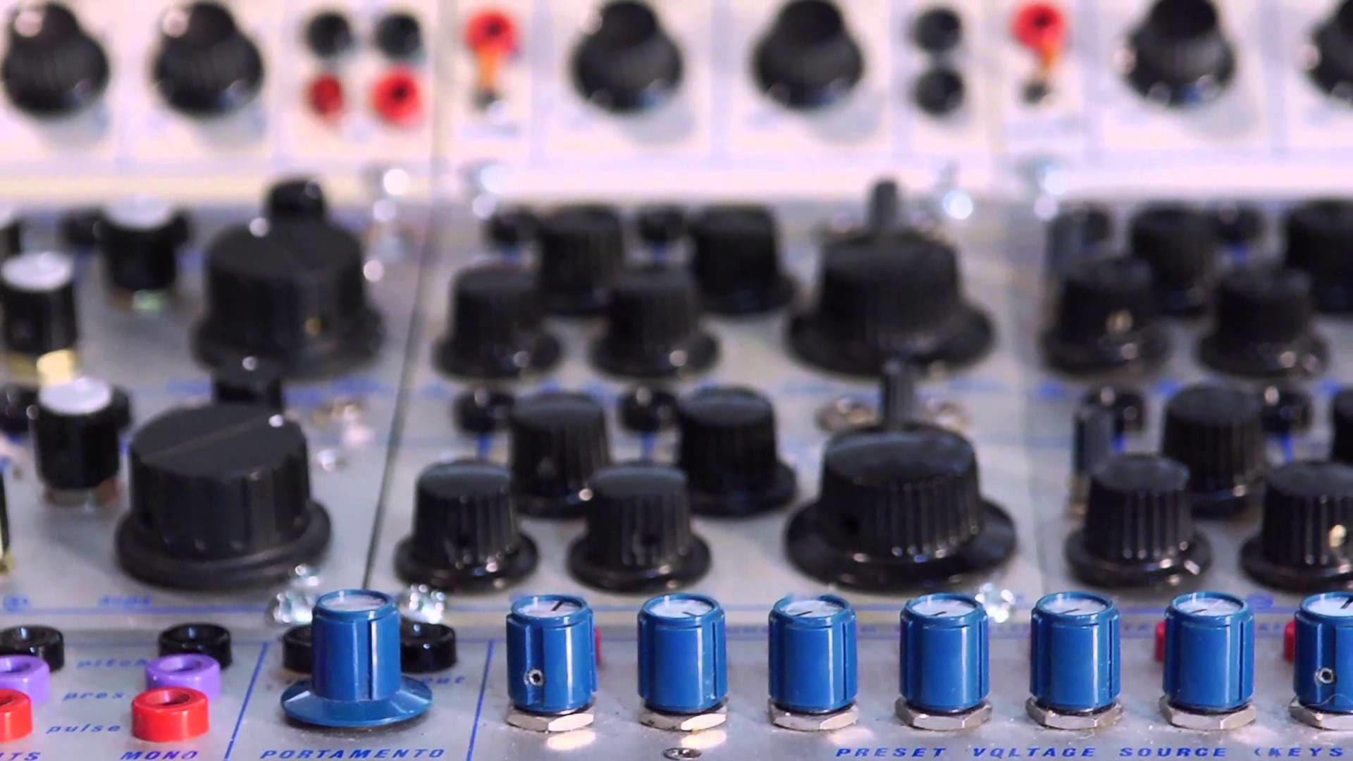 I Dream Of Wires