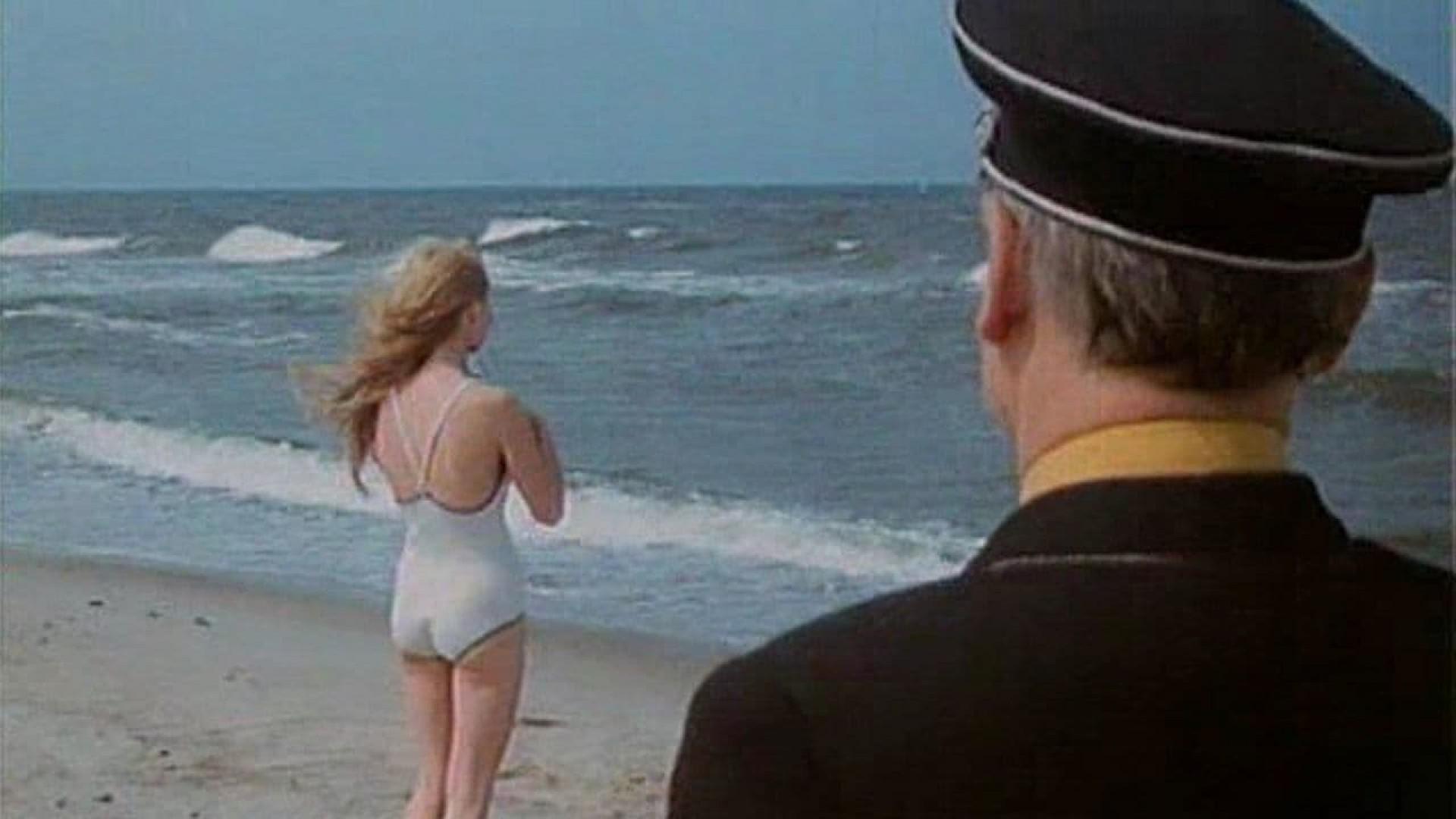 Kukulka w ciemnym lesie