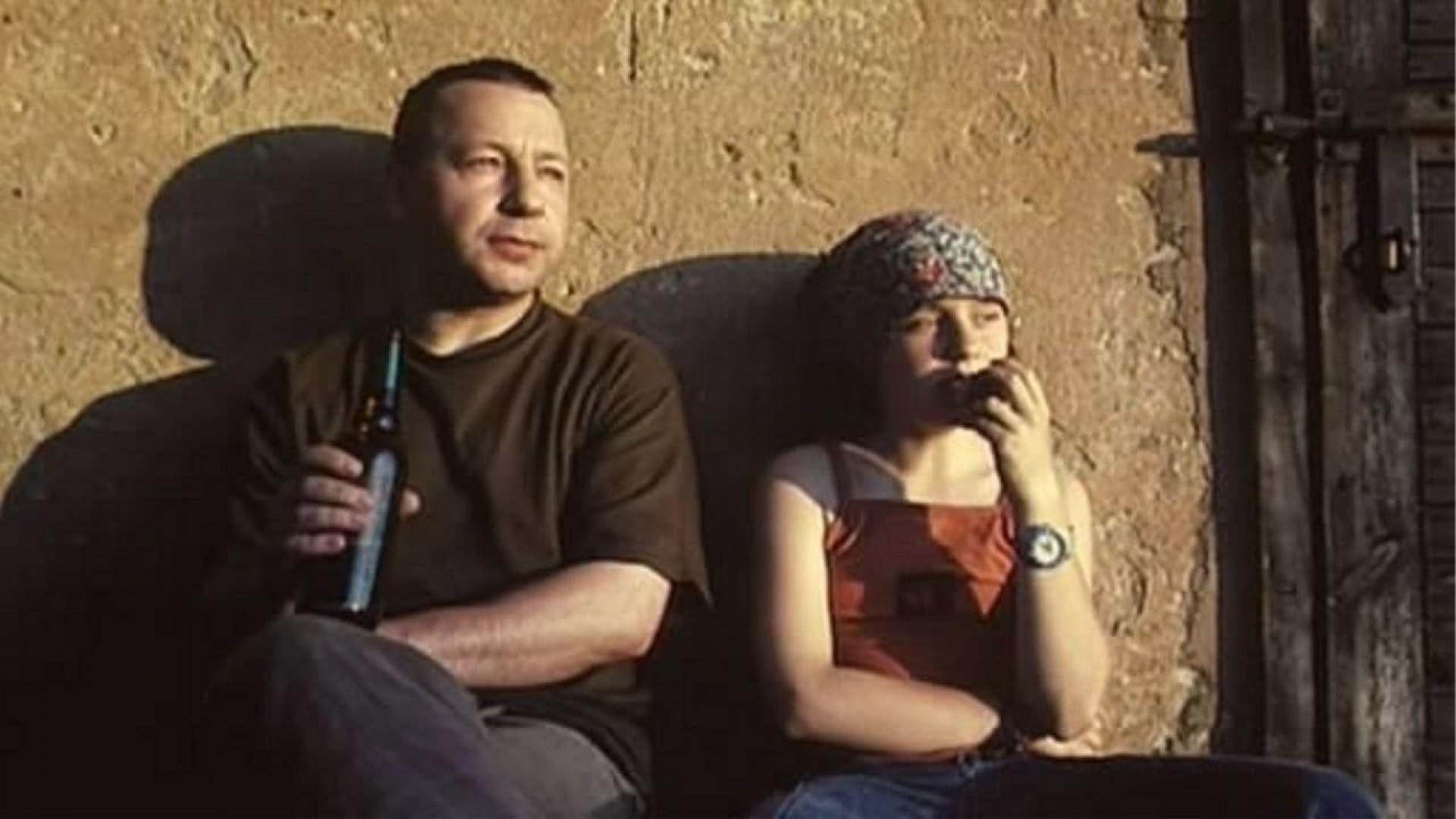 Zmruż oczy