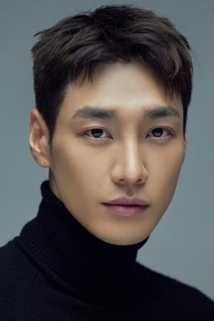Picture of Kim Young-kwang