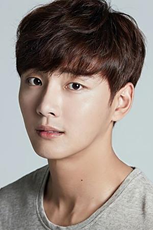 Picture of Yoon Shi-yoon