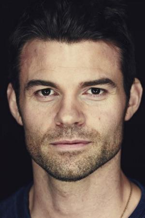 Picture of Daniel Gillies
