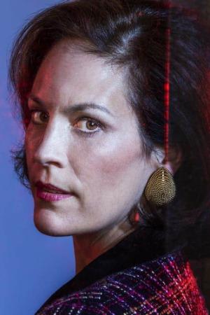 Picture of Annabeth Gish