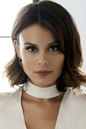 Picture of Nathalie Kelley