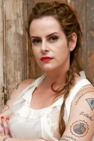 Picture of Fernanda Young