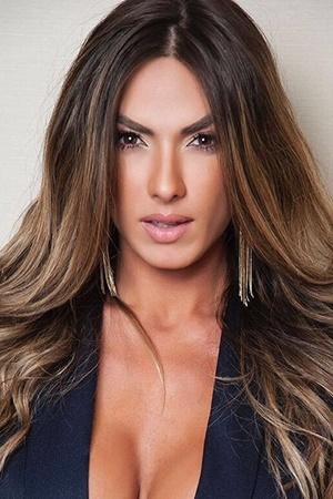 Picture of Nicole Bahls
