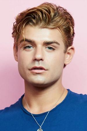 Picture of Garrett Clayton