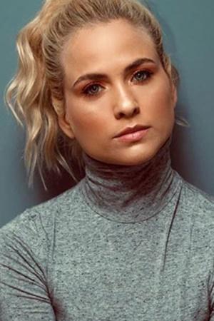 Picture of Luiza Valdetaro