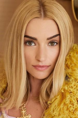 Picture of Brianne Howey