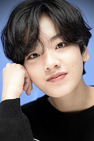 Picture of Lee Joo-young
