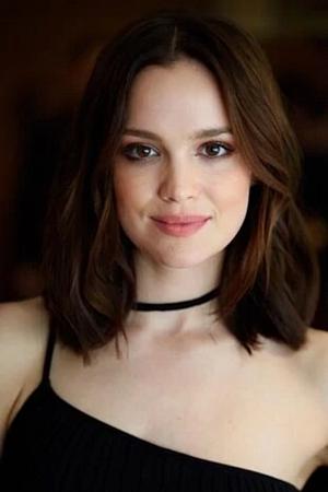 Picture of Emilia Schüle