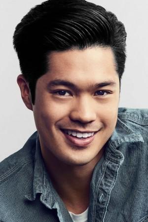 Picture of Ross Butler