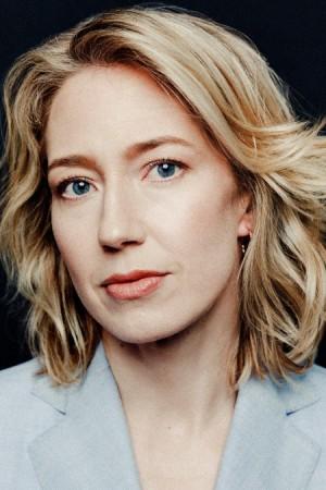 Picture of Carrie Coon