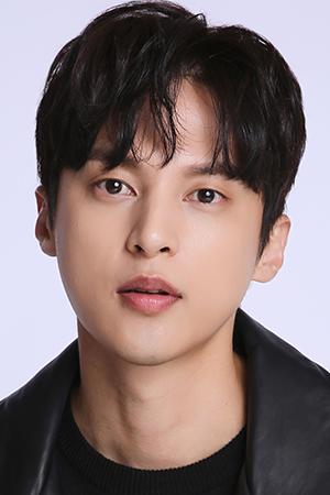 Picture of Yoon Sun-woo