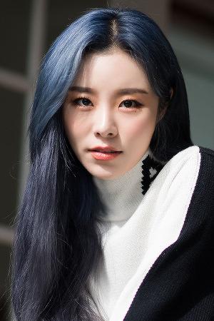 Picture of Jung Whee-in