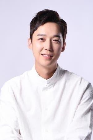 Picture of Yoon Jong-hoon