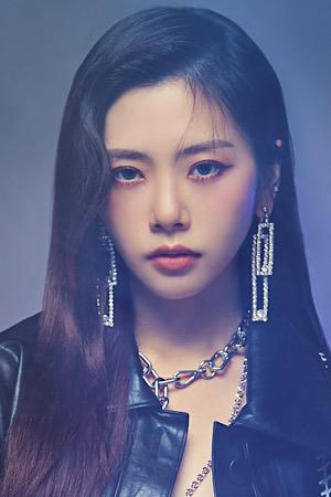 Picture of Kim Min-ji