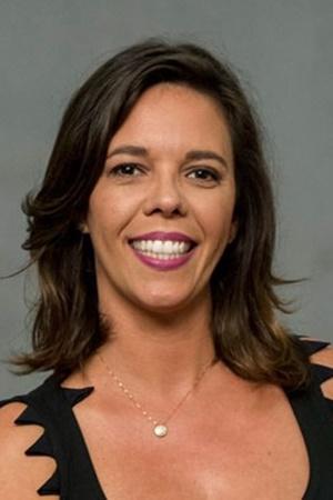 Picture of Flávia Reis