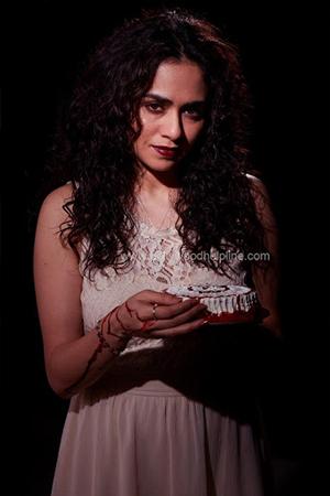 Picture of Amruta Khanvilkar