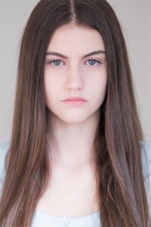 Picture of Stephanie Gil