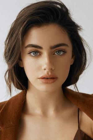 Picture of Yael Shelbia