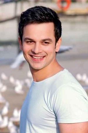 Picture of Ravish Desai
