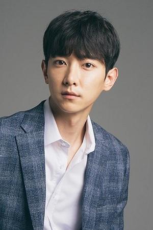 Picture of Lee Jung-Hyuk